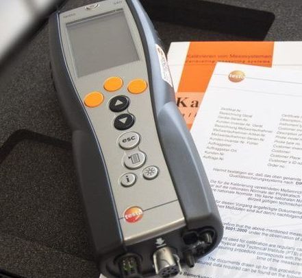 Unsere regelmäßige Filterwartung trägt dazu bei, Ihre Filtertechnik in einem optimalen Zustand zu halten, was nicht nur die Effizienz steigert, sondern auch langfristige Betriebskosten minimiert und die Betriebssicherheit gewährleistet.